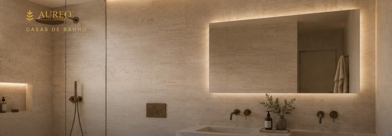 Casa de banho em pedra, com iluminação indirecta